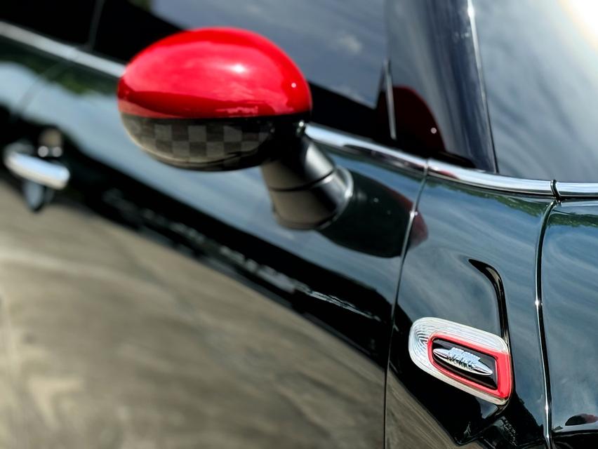 2017 MINI JOHN COOPER WORKS ( แท้ ) รถมือเดียวออกป้ายแดง รถวิ่งน้อย เข้าศูนย์ตามระยะ ไม่เคยมีอุบัติเหตุครับ 7