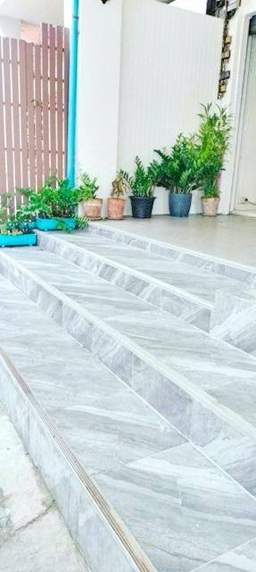 รพ.สินแพทย์รามอินทรา 300 ม. อาคารพาณิชย์ 4.5 ชั้น 2 คูหา MRTคู้บอน 800ม. แม็คโคร รามอินทรา 200 ม. 5