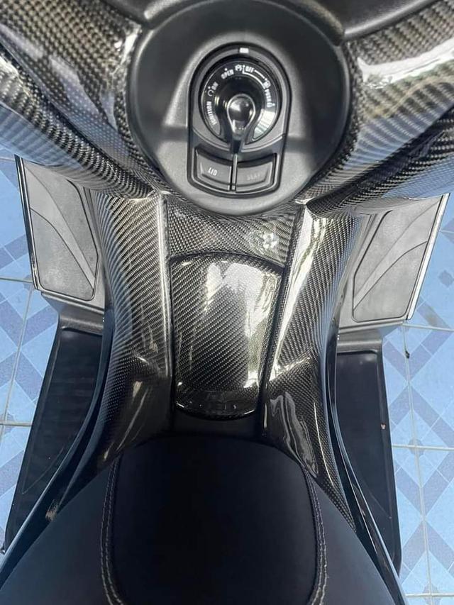 Yamaha Xmax black  3