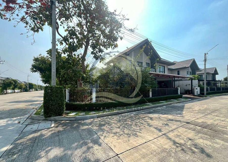 โครงการเพฟ ปิ่นเกล้า-ศาลายา ซอยอัจฉริยะพัฒนา กาญจนภิเษก บ้านเดี่ยวหรู 2 ชั้น สไตล์ Modern lconic หลังมุม เสนอขายในราคาพิเศษ  พร้อมบริการจัดสินเชื่อ 20