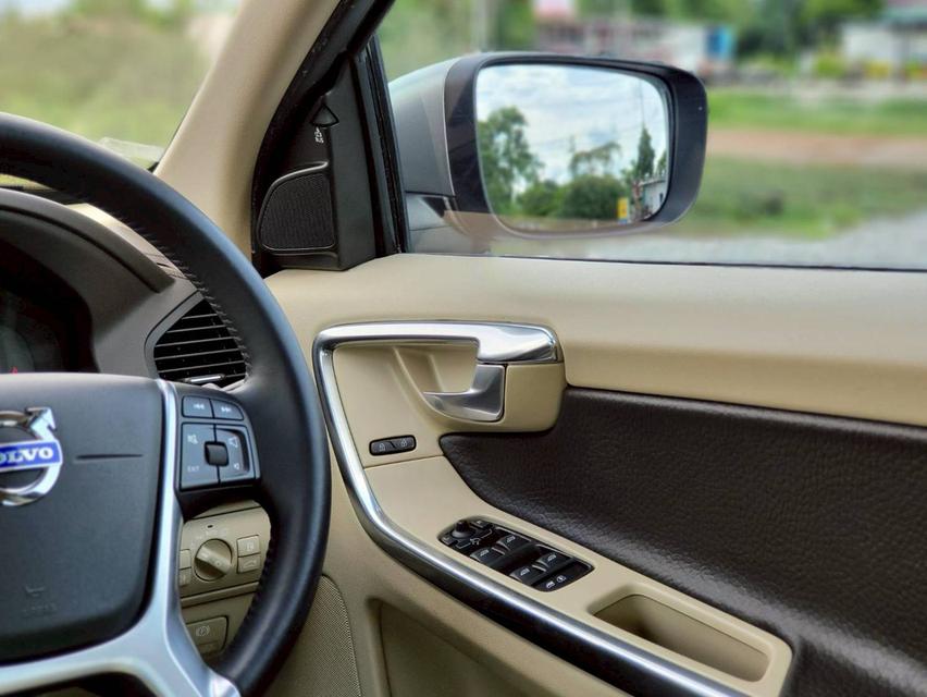 รหัสรถ NC341 VOLVO XC60 D4 Turbo (Diesel) เกียร์ไฟฟ้า 14