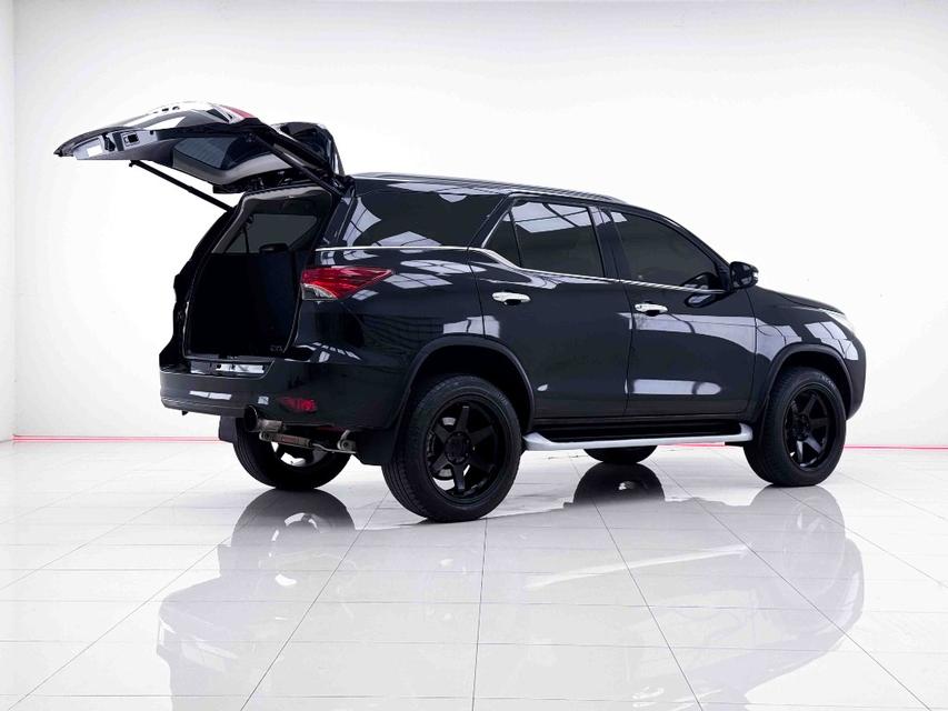 TOYOTA FORTUNER 2.8 V 2WDเกียร์ AT ปี 2019 สีดำ เลข​ไม์  171,573 กมราคา 759,000 บาทโทร 0929699899 6B584 รูปที่ 7