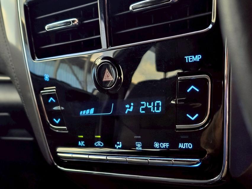 รหัสรถ CBLX1232 ✨ TOYOTA YARIS 1.2 SPORT Hatchback 2022 รูปที่ 12