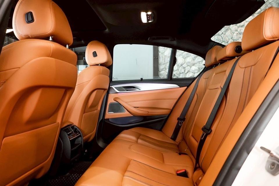 รหัสรถ MMA8751 BMW 530e M Sport ปี 2019 11