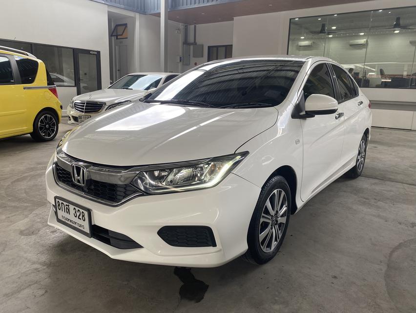 Honda City (i-VTEC) 2