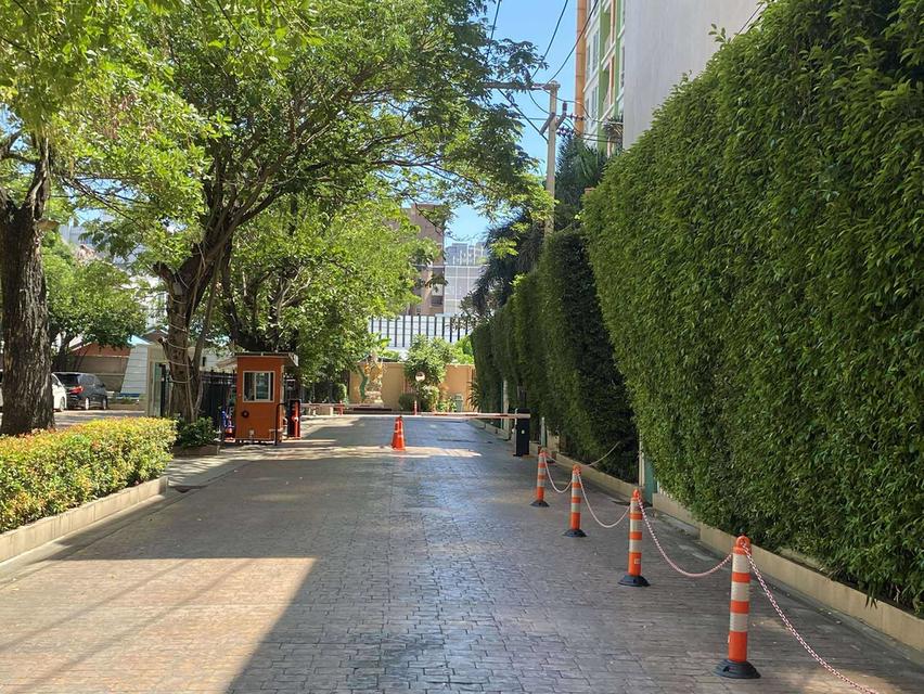 ขายคอนโดเอมเมอรัลด์ เรสซิเด้นท์ รัชดา ทำเลใจกลางเมือง 9