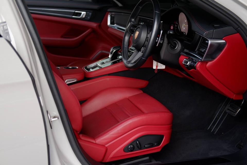Porsche Panamera 4 E-Hybrid PlatinumEdition 2023$ ราคาพิเศษเพียง 5,690,000 บาท เท่านั้น!•เลขไมล์เพียง 16,xxx KM รูปที่ 11