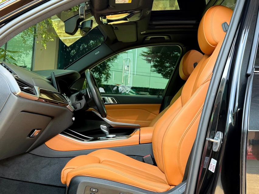 2020 BMW X5 30D MSPORT รถมือเดียวออกป้ายแดง รถวิ่งน้อยเพียง 50,000 กม เข้าศูนย์ทุกระยะ รถไม่เคยมีอุบัติเหตุครับ รูปที่ 13
