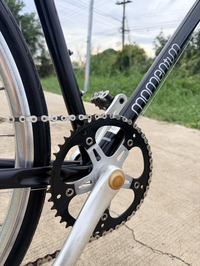 Momentum iNeed  จักรยานแนวซิตี้ไบค์/ไฮบริดเฟรมทรงวินเทจ ล้อ 700C เกียร์ Shimano 7 สปีด