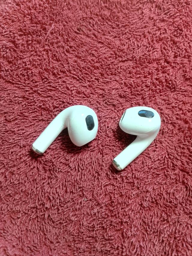 AirPods 4 (ANC) มือสอง รูปที่ 5