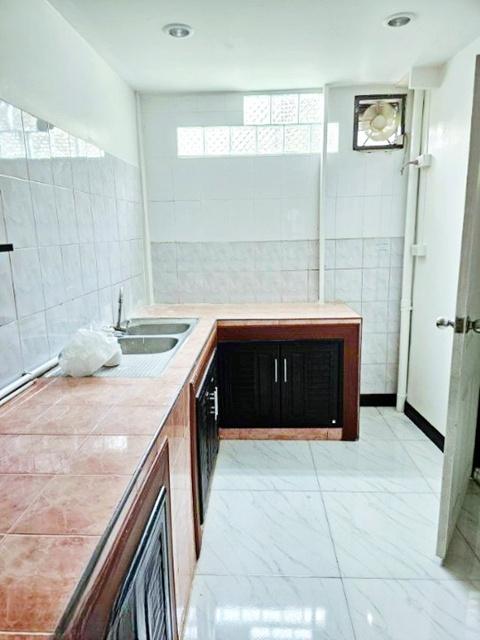 บ้านเดี่ยวให้เช่า เสนา 3 นอน ม.เกษตรศาสตร์ บางเขน 2 กม. เซ็นทรัลอีสต์วิลล์ 2 กม. โชคชัย4 สตรีวิทยา2 MRT ลาดพร้าว 3 กม. 8