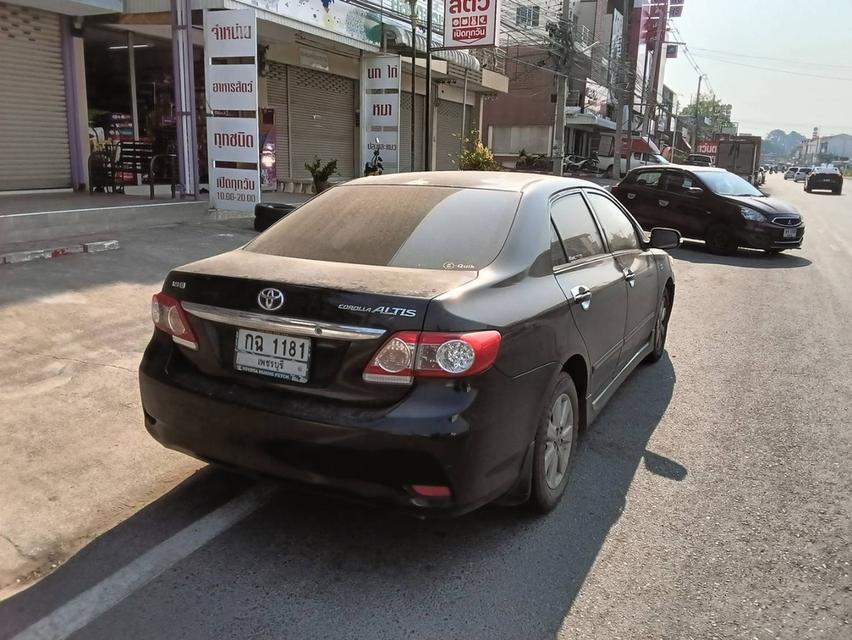 รถเก๋งรถยนต์ขนาดกลาง รูปที่ 8