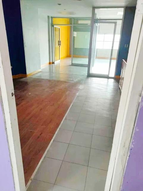 รร.มหาสวัสดิ์ราษฎรบำรุง 800 ม. อาคารพาณิชย์ 4 ชั้นหลังมุม 36 ตร.วา. 566 ตร.ม. 3 นอน เซนทรัลเวสต์วิลล์ 1.4 กม. โฮมโปร ราช 8