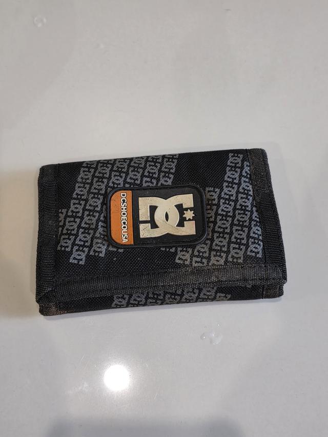 ของสะสม กระเป๋าของแท้ DCSHOECO USA สวย หายากเดิมๆ ขายตามสภาพ สภาพดี พร้อมส่ง