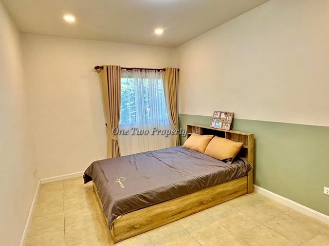 ขายทาวน์เฮ้าส์ 2 ชั้น  หมู่บ้านปัณณธร 3  พรประภานิมิต ตกแต่งครบ ติดถนนหลักของหมู่บ้าน ไม่มีค่าส่วนกลาง 18