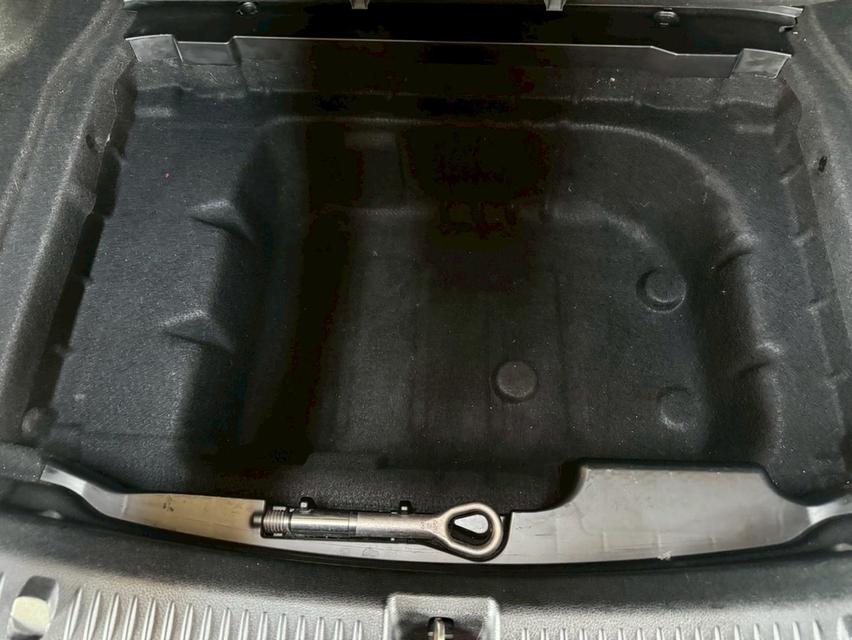 Mercedes-Benz E220d W213 Avantgarde Sedan AT ปี 2017 ดีเซล 19