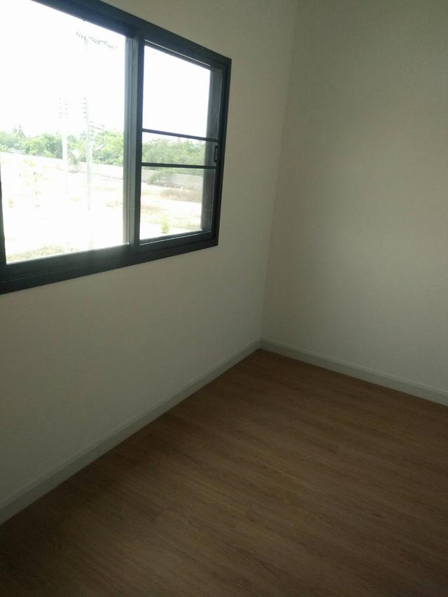 ทาวน์โฮม 2 ชั้น 3 ห้องนอน 3 ห้องน้ำ 13