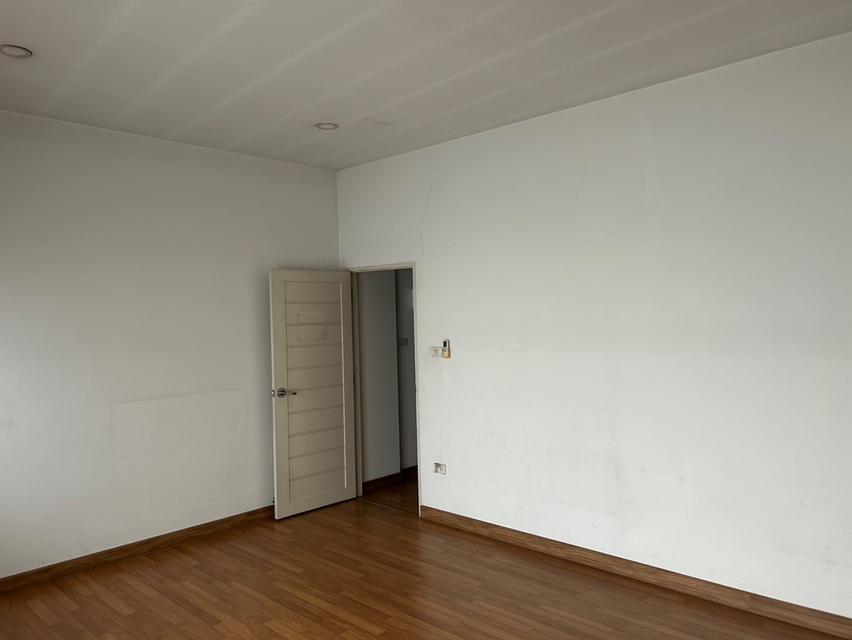 ขายทาวน์โฮมแจ้งวัฒนะ 14 — ทำเล "Double Access" เชื่อมต่อทั้งแจ้งวัฒนะและวิภาวดี-ดอนเมือง 11