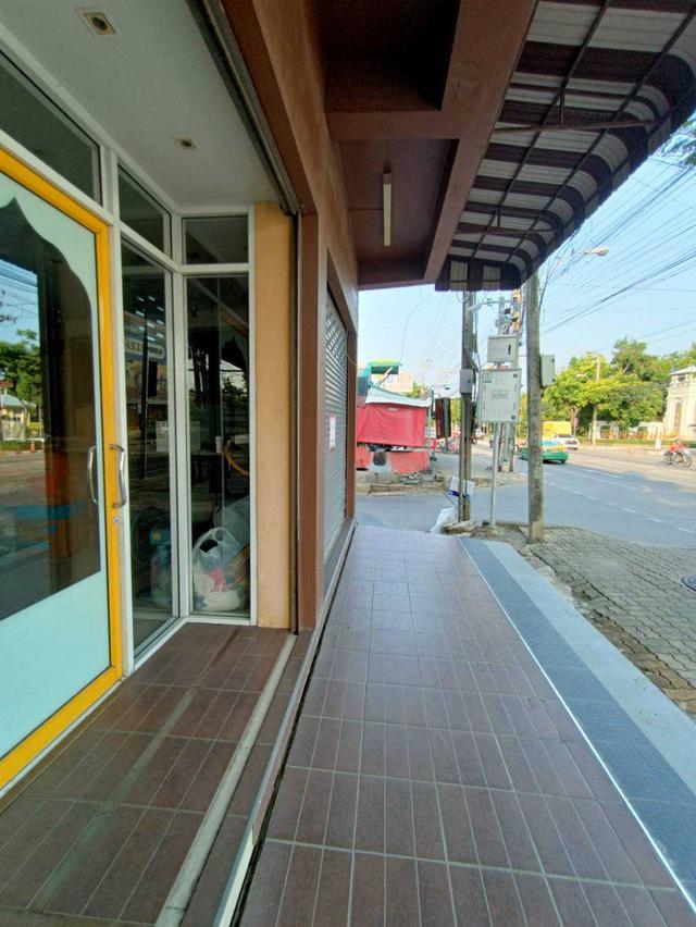 ขายอาคารพาณิชย์ 3 ชั้น หลังมุม ประเวศ สวนหลวง ร.9 (N.644) 4