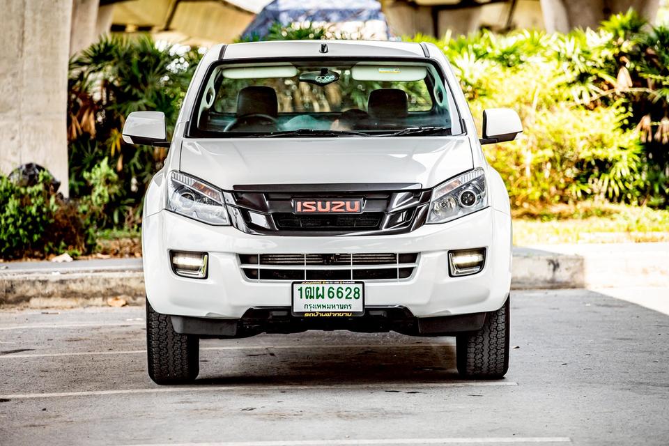 Isuzu D-Max Hi-Lander Cab 2.5 VGS Z ท๊อป ปี 2015 เกียร์ธรรมดา สีขาว