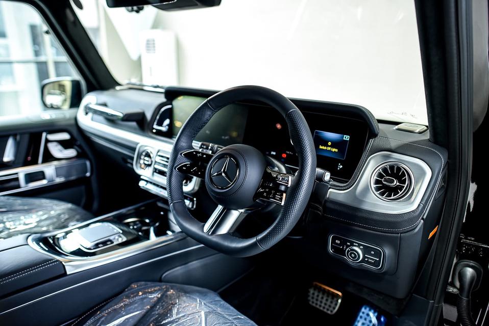 Mercedes-Benz G450d AMG 2026 สีดำ วิ่ง 700 KM. รถใหม่ยังไม่จดทะเบียน รูปที่ 6