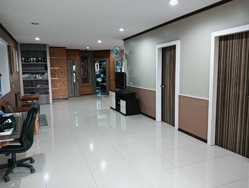 ขายอาคารพาณิชย์ 64 ตร.วา 3.5 ชั้น พระราม 2 ซอยสะแกงาม 35/1 พื้นที่ใหญ่ต่อเติมใหม่ เหมาะทำธุรกิจ 12