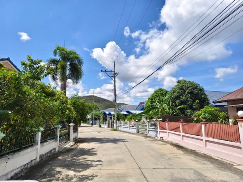 ขายบ้านเดี่ยว  หมู่บ้านสายลมวิลเลจ กม.5 สัตหีบ 2
