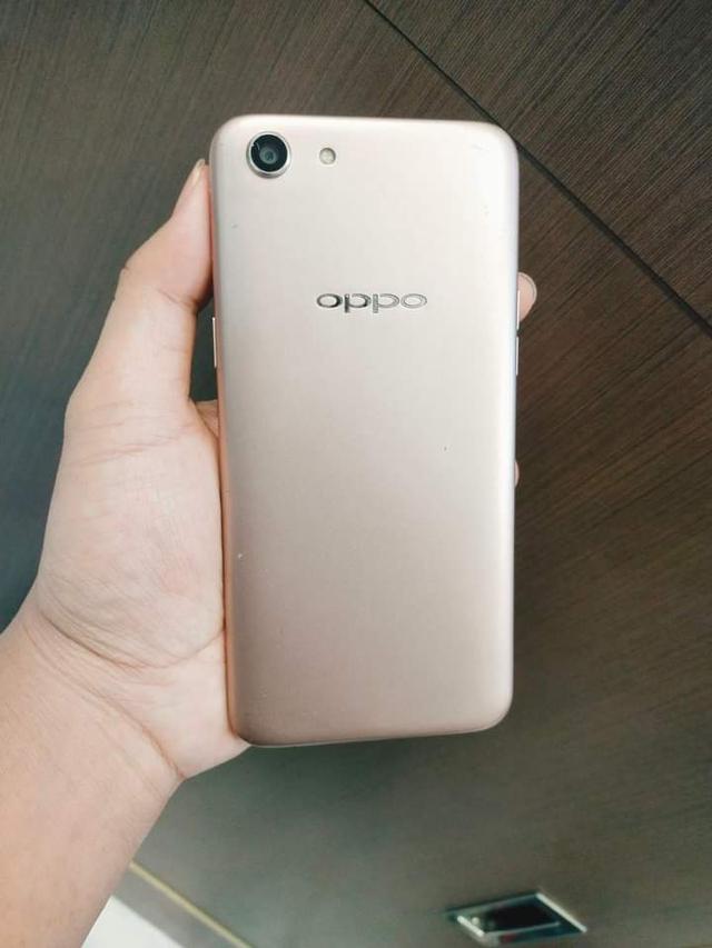 Oppo a83สีครีม 2