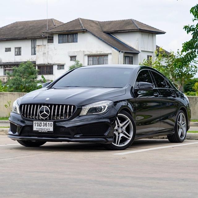 Mercedes Benz CLA 250 2.0 AMG Dynamic โฉม W117 | จดทะเบียนปี : 2015