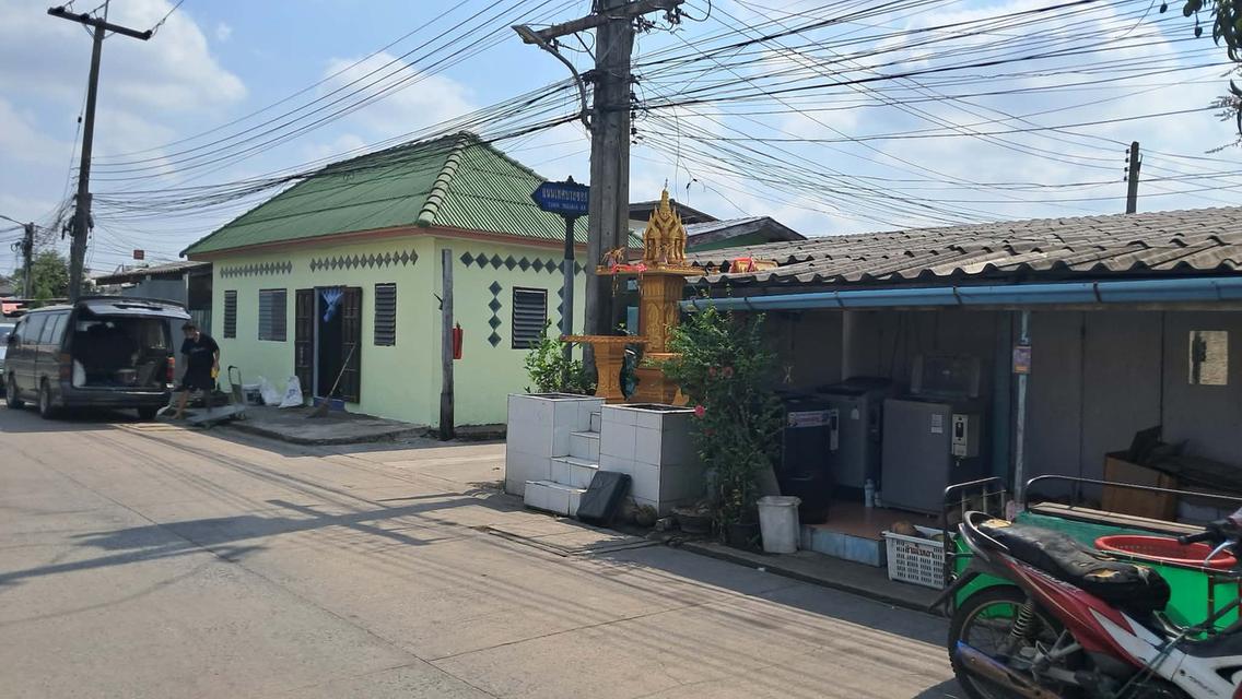 บ้าน 2 หลังบางน้ำเปรี้ยวให้เช่ารายเดือนราคาเพียง 5,000 บาทต่อเดือน 2