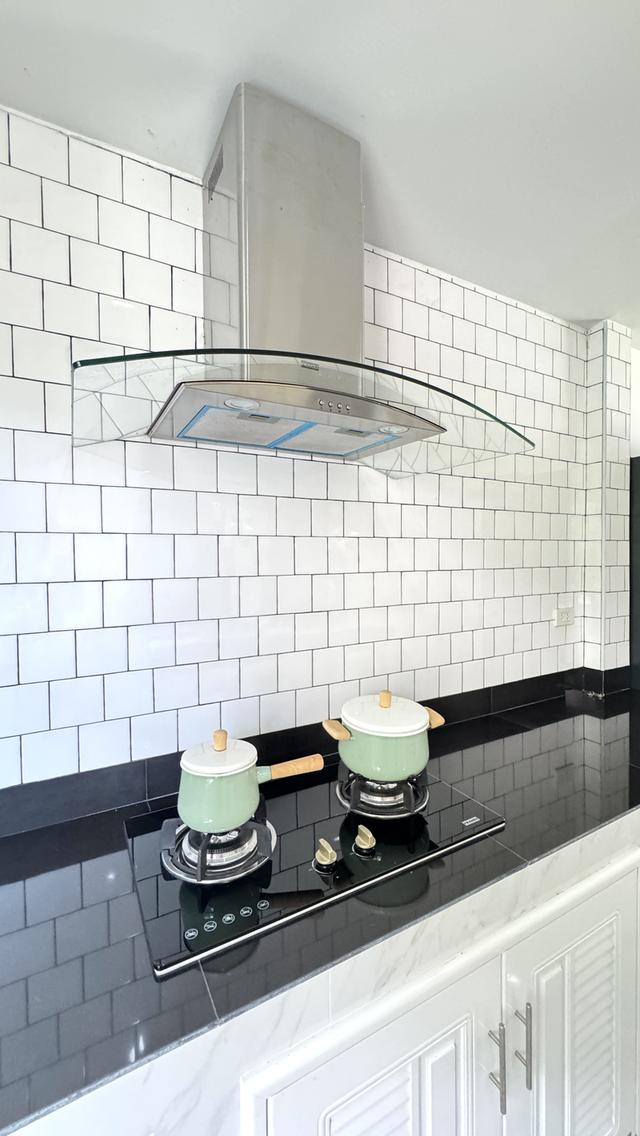 🔥 ทุบราคาส่งท้ายปี! ลดโหด 300,000 บาท‼️ จาก 3.99 ล้านเหลือเพียง 3.69 ล้านเท่านั้น‼️ 🔥 MASSIVE YEAR-END SALE! SAVE 300k THB‼️ Now Only 3.69 MB‼️ 8