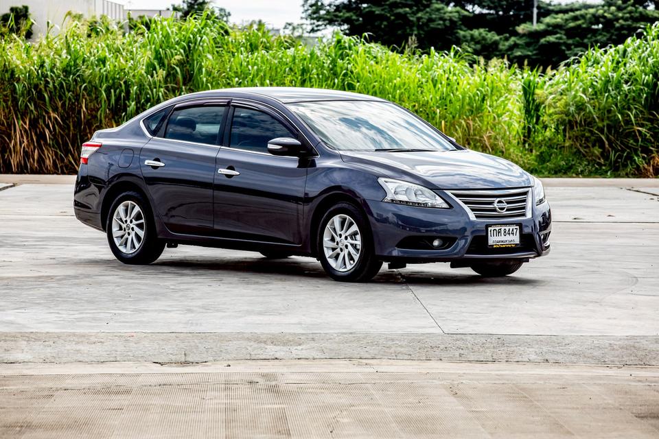 Nissan Sylphy 1.6S ปี 2013 เกียร์ออโต้ สีเทา  4