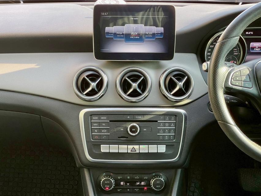 รหัสรถ PJP5575 2018 BENZ GLA200 รูปที่ 11