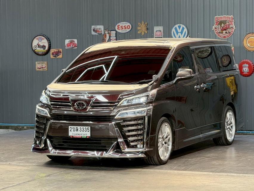 Toyota vellfire 2.5 ZG (เบนซิน ล้วน) ปี 2023 วิ่ง 22,000 กม