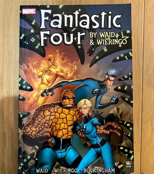 หนังสือ Fantastic Four English Comic Book