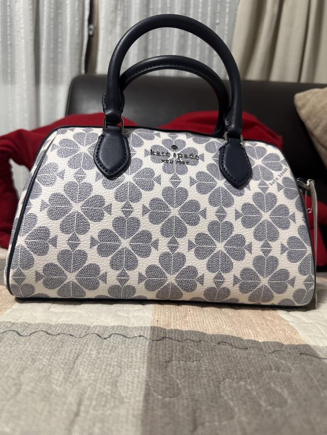 กระเป๋า Michael Kors (ไมเคิล คอร์) รูปย่อยที่ 2