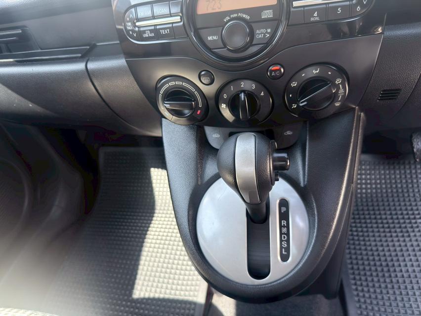 รหัสรถ PB4032 MAZDA 2 1.5 SPIRIT AUTO 2013 12