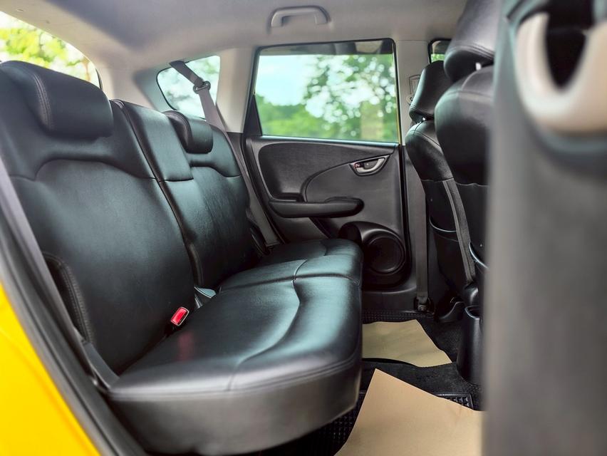รหัสรถ CBLX7725 🚗✨ HONDA JAZZ 1.5 GE ACTIVE PLUS ปี 2010 ✨🚗 11