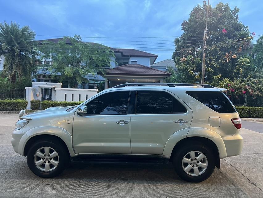 รถยนต์ Toyota Fortuner 3.0 V Auto ขับ2 ปี 2010 รูปที่ 17