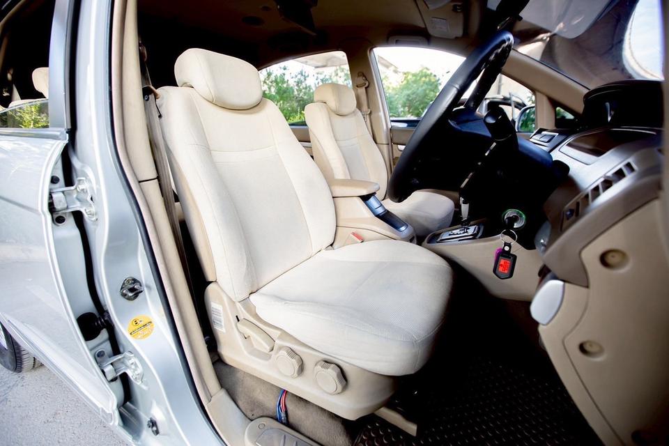 SSANGYONG STAVIC 2.7 XDI ดีเซล ปี 2008 มือเดียวป้ายแดง สีเทา 9