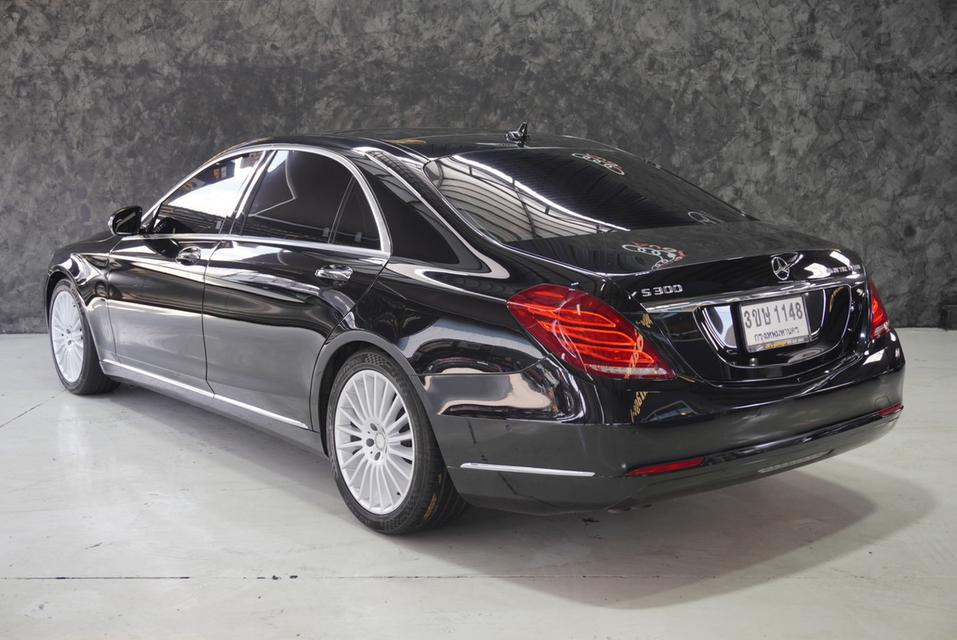 รหัสรถ JRS1148 Mercedes-Benz S300 Hybrid ปี 2015 สีดำ