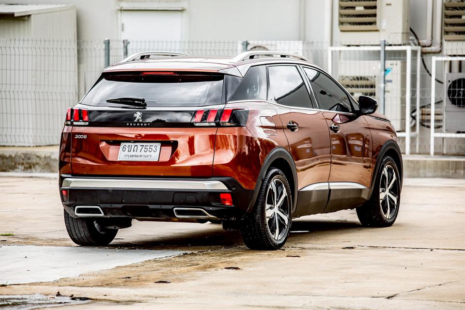 PEUGEOT 3008 1.6 T ALLURE ปี 2020 สีส้ม มือเดียวป้ายแดง