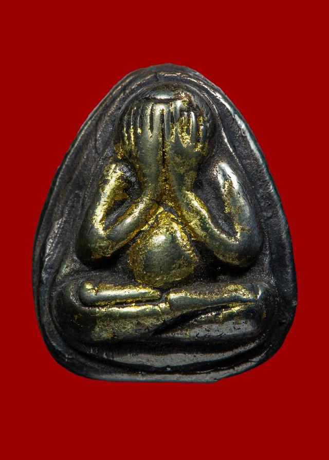 พระปิดตาวัดอนงค์ เนื้อเมฆสิทธิ์