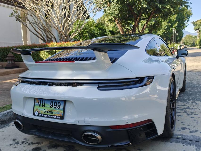 Purche 911 carrera4 GTS 3