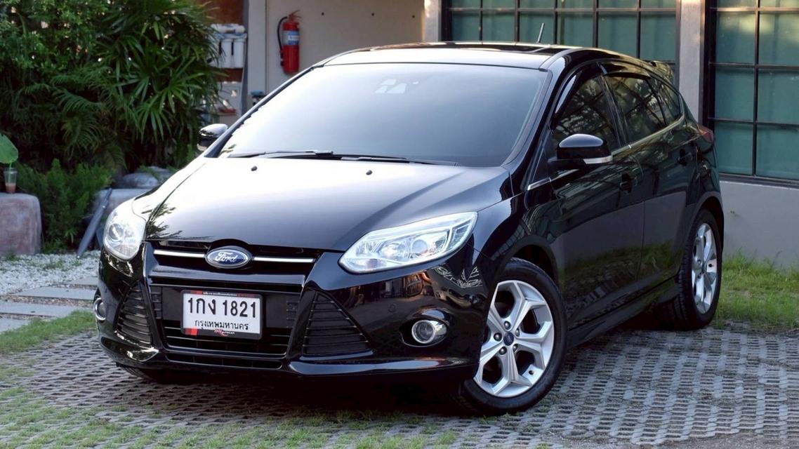 รหัสรถ KN1821 FORD FOCUS 5ประตู 2.0 TOP ปี2012 มีซันรูฟ