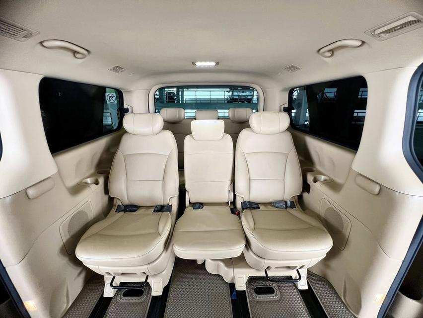 Hyundai H1 Deluxe ปี 2019  สภาพสวยบางเดิม 15