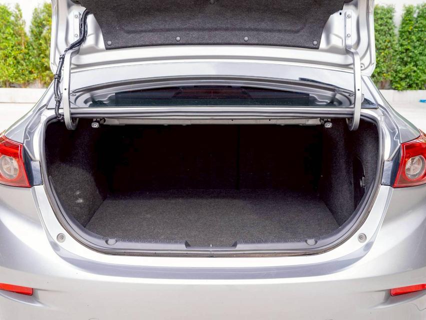 Mazda 3 2.0 S ปี 2015 มีประกันเครื่องเกียร์แถมให้  14