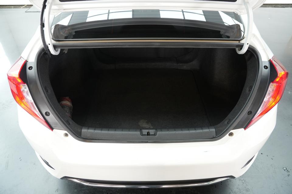 2020 HONDA CIVIC FC 1.8 EL i-VTEC สีขาว เลขไมล์ 117231 กม. 7