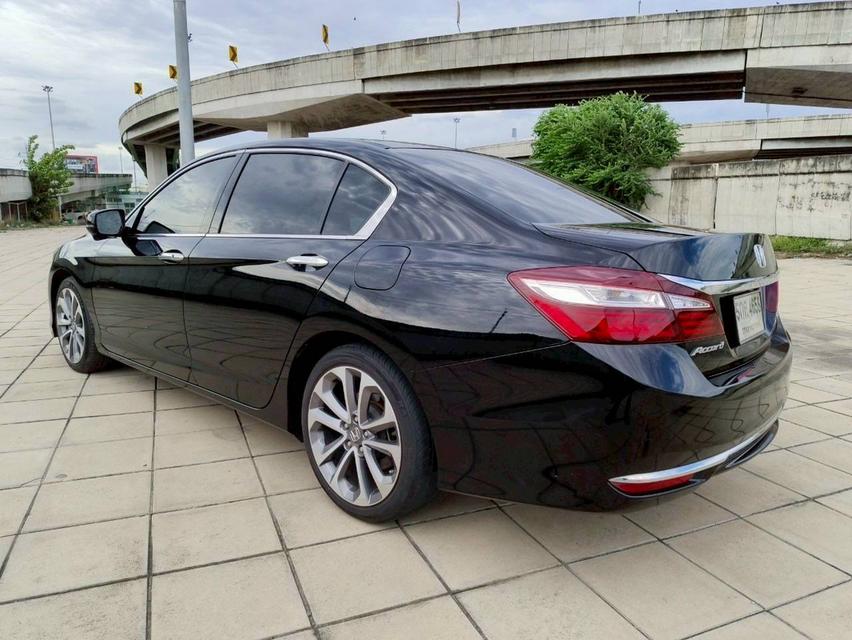 Honda Accord G9 2.0 EL เกียร์ Auto สีดำ ปี 2016 แท้
