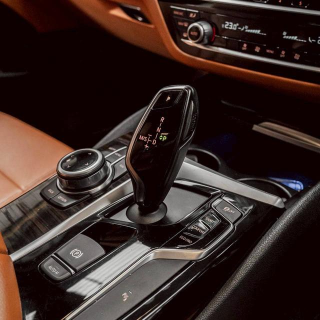 รหัสรถ 67GG6561 BMW 530i g30 ปี2017 17